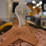 Manequim meio corpo: guia completo para exposição, vitrine interna e fotografia de produto (2026)